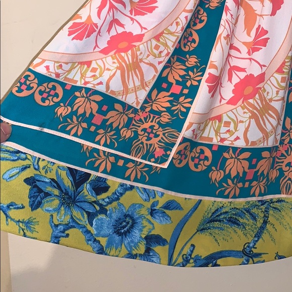 Gorgeous print - BCBG Maxazria dress size 4 - Picture 10 of 16